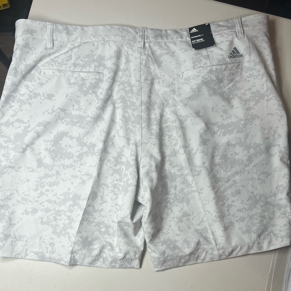 NWT Adidas 42W Ultimate 365 Camo Stretch Band PRIMEGREEN 8.5” Inseam Shorts - Picture 8 of 13